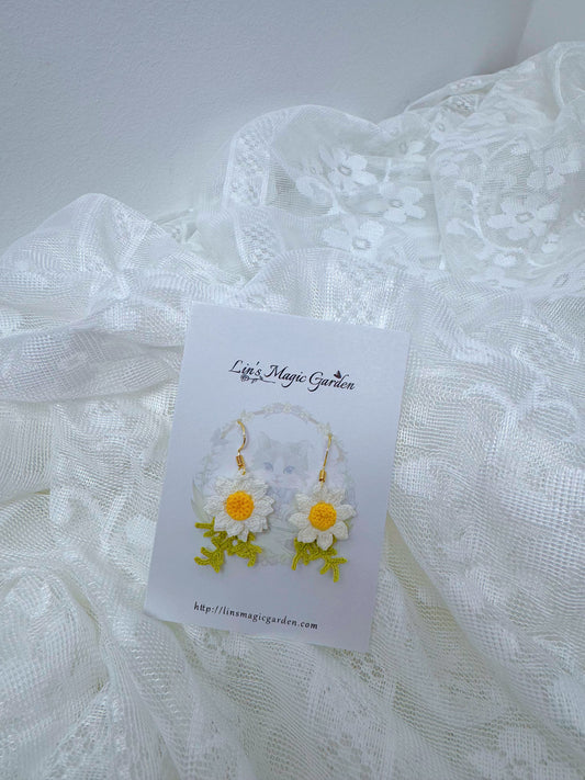 Daisy Earrings (Short)