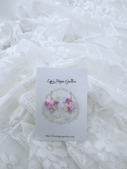 Little Flower Earrings (Pearl)