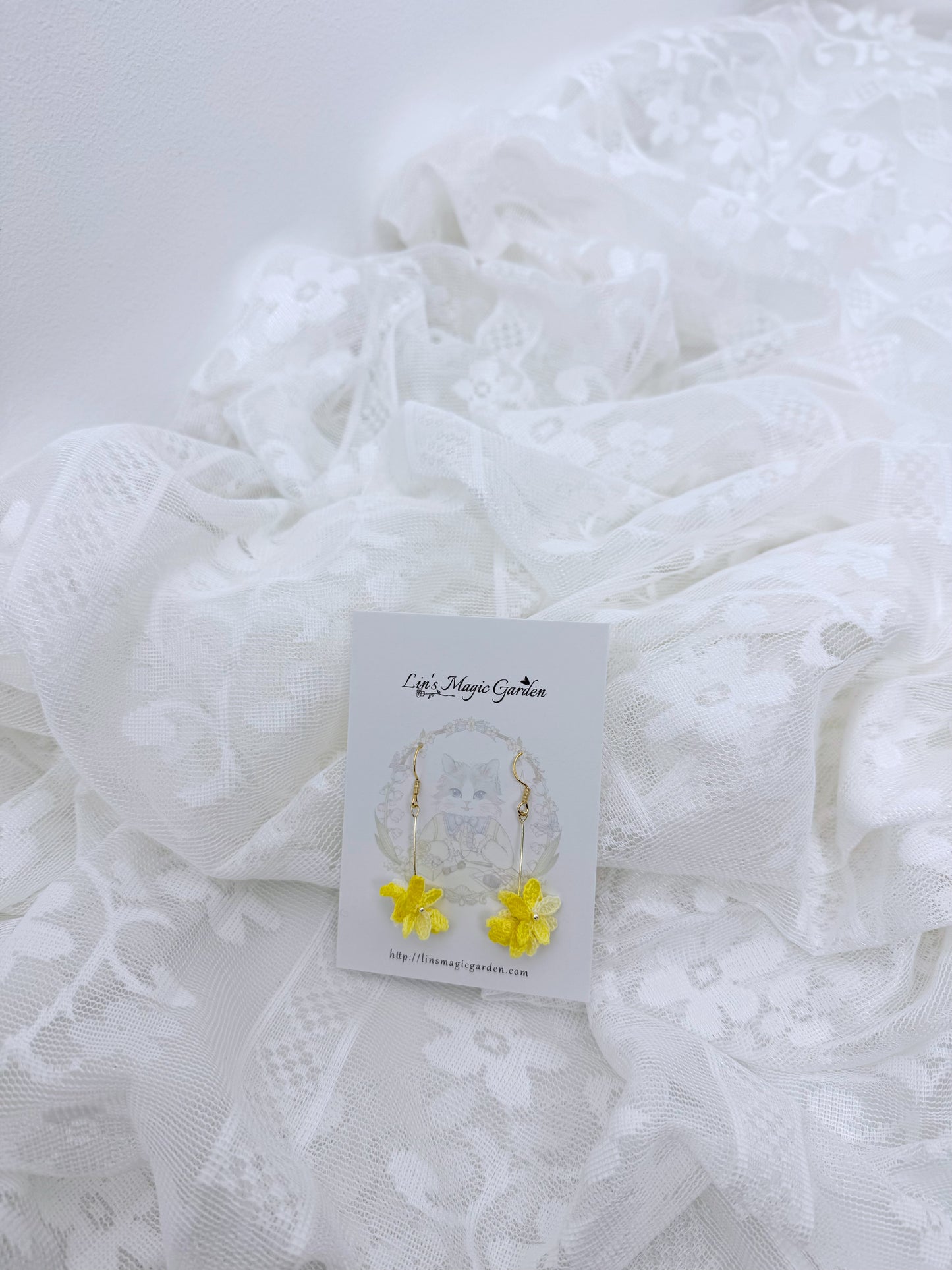 Tip Yellow Flower Earrings