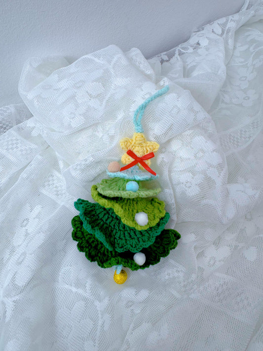 Christmas Tree Pendant (Small)